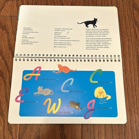 90’s Cat’s Cradle String Figures Book - Picture 2 of 4